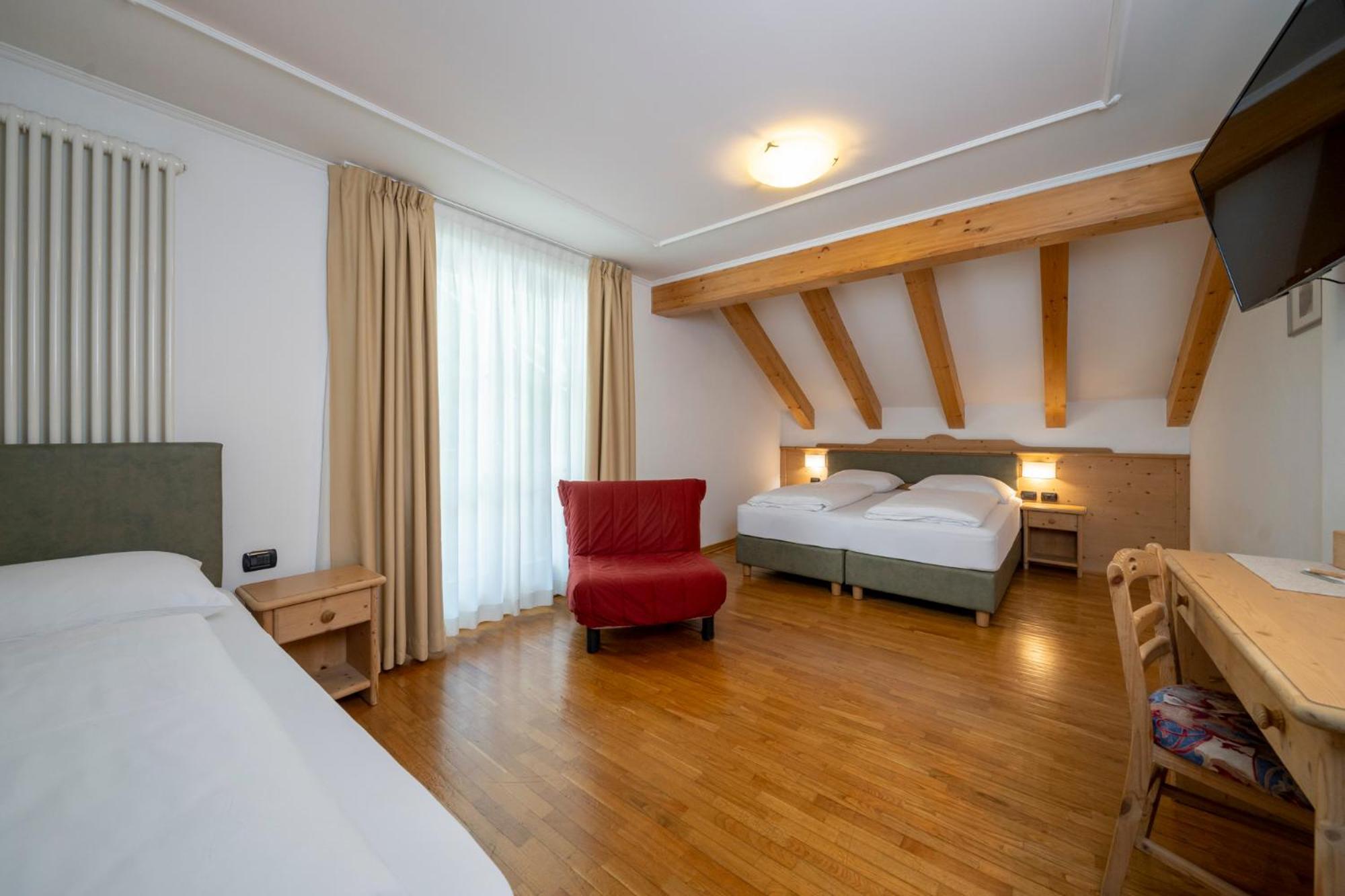 Hotel Erica Tesero Luaran gambar